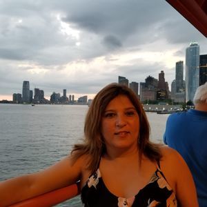 Meet your Posher, Adriana